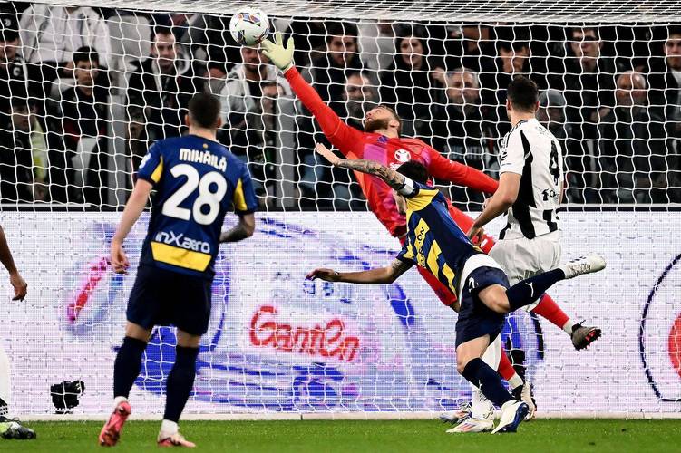 戴维门前轻松补射破门，尤文4-1帕尔马插图