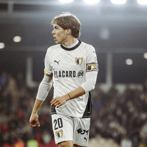 HWG！罗马诺：吉达联合签下法马利康21岁葡萄牙中场萨插图