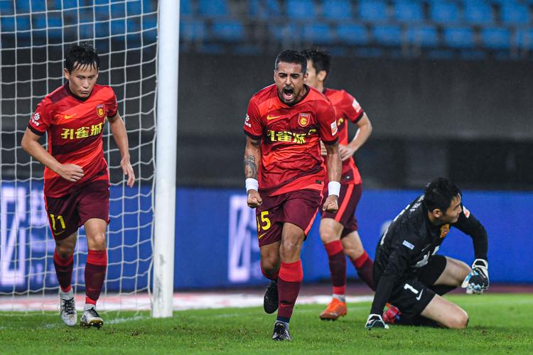 莫雷托:莱昂纳多放弃在新月的巨额薪资,他希望能加盟马竞插图 莫雷托:莱昂纳多放弃在新月的巨额薪资,他希望能加盟马竞插图